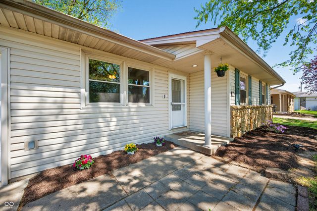 425 Skaggs Court, Seymour, IN 47274