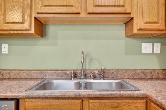 425 Skaggs Court, Seymour, IN 47274