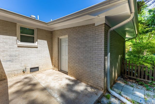 3306 Reynolds Drive, Huntsville, AL 35810