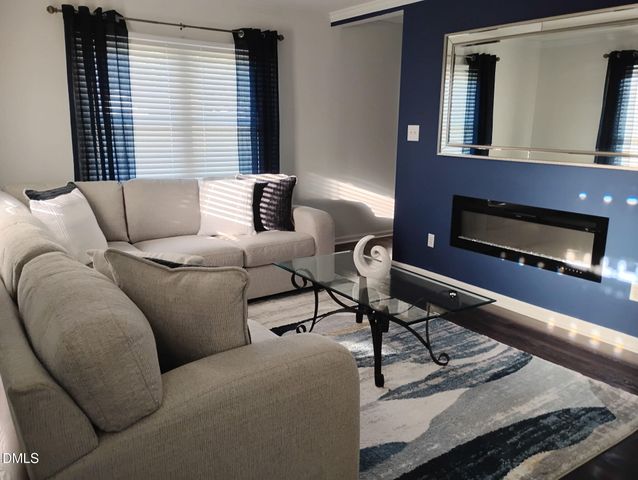 103 Crestwater Court, Louisburg, NC 27549