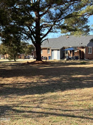 103 Crestwater Court, Louisburg, NC 27549