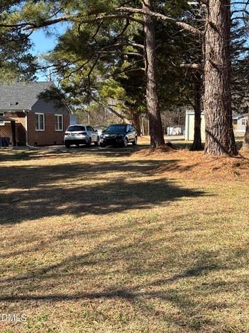 103 Crestwater Court, Louisburg, NC 27549