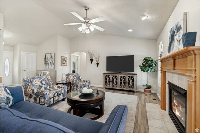 1238 W TRIMBLE LN, West Jordan, UT 84088