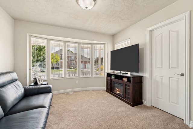 1238 W TRIMBLE LN, West Jordan, UT 84088