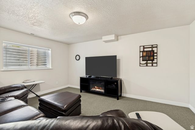 1238 W TRIMBLE LN, West Jordan, UT 84088