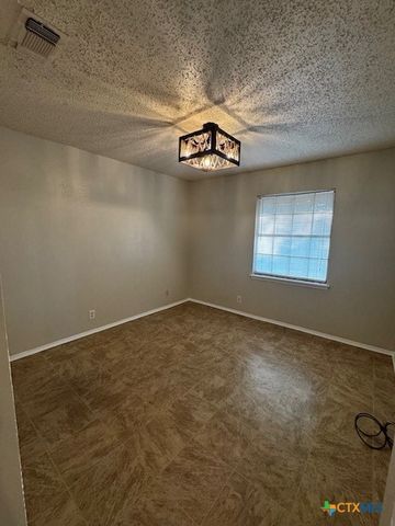 5 Spruce Drive, Belton, TX 76513