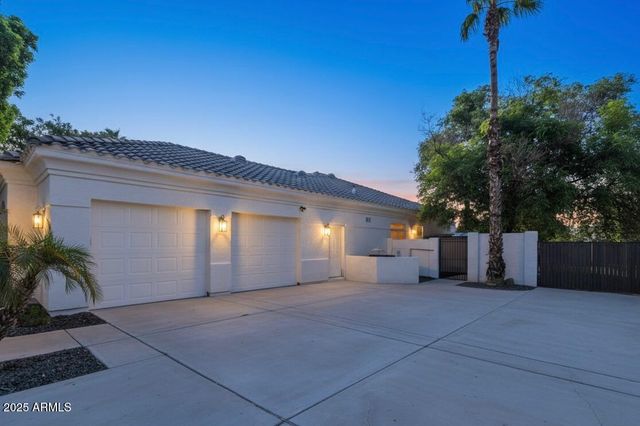 12721 W GEORGIA Avenue, Litchfield Park, AZ 85340