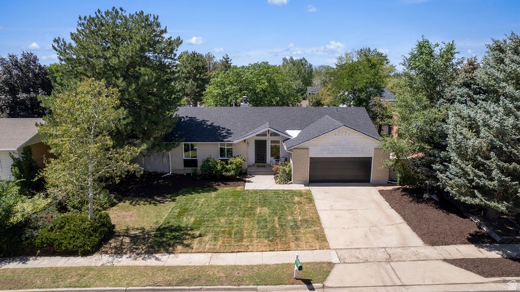 9828 S 2240 E, Sandy, UT 84092 — exterior