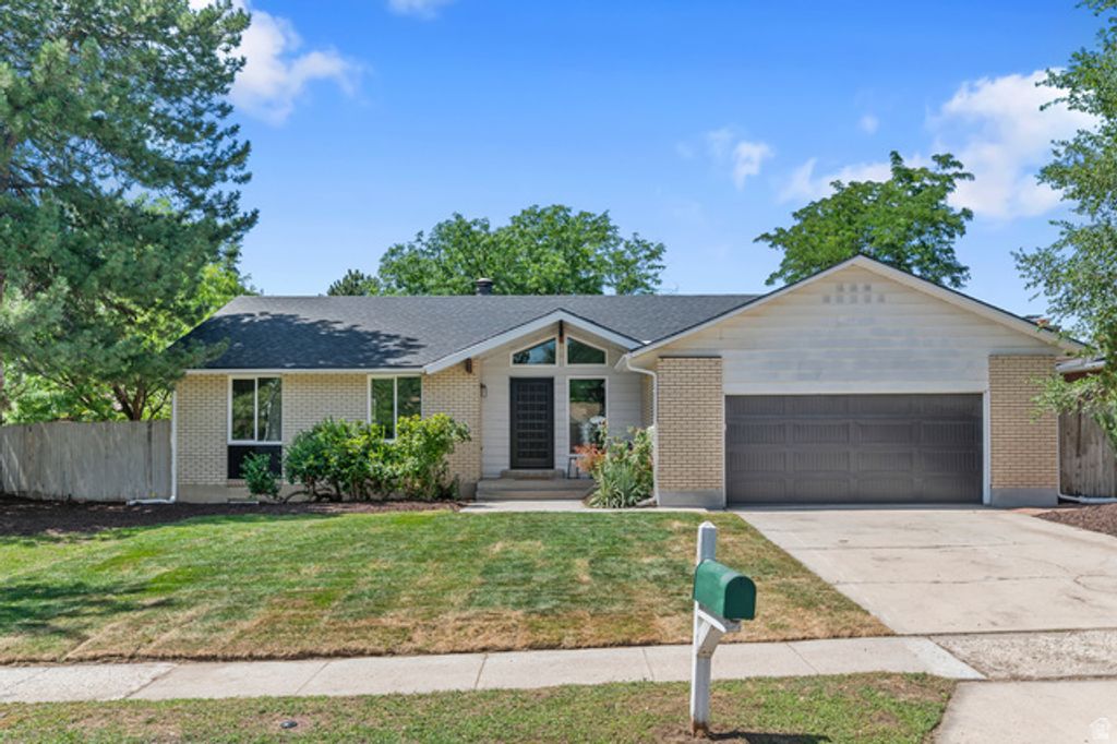 9828 S 2240 E, Sandy, UT 84092 — photo 2