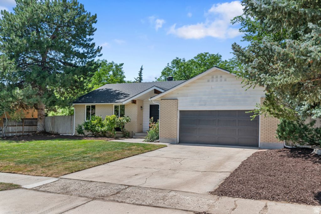 9828 S 2240 E, Sandy, UT 84092 — photo 4