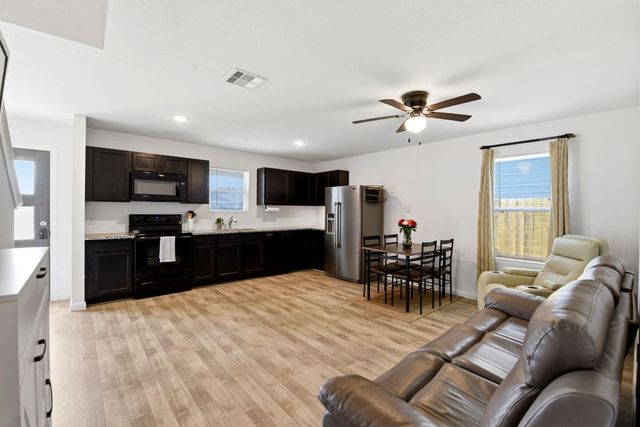 9819 Emerald Stone Way, Conroe, TX 77306