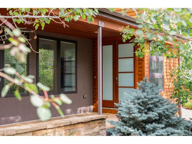 3963 Springleaf Ln, Boulder, CO 80304