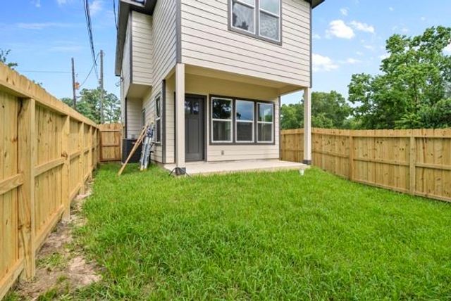 11179 Apple Tree Street, Willis, TX 77318