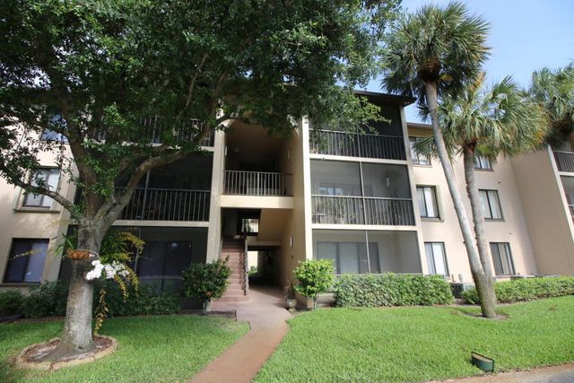 201 Foxtail Drive C1, Greenacres, FL 33415