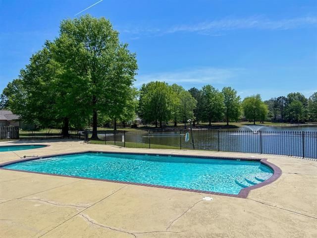 1996 KLUG CV, Collierville, TN 38017