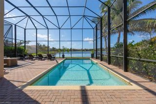 13905 Luna DR, Naples, FL 34109