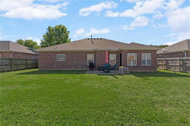 1909 SW Elington Street, Bentonville, AR 72713