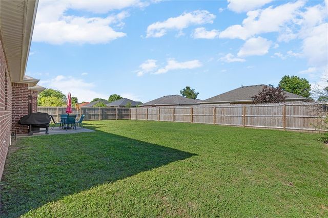 1909 SW Elington Street, Bentonville, AR 72713
