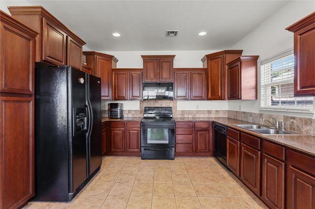 1909 SW Elington Street, Bentonville, AR 72713
