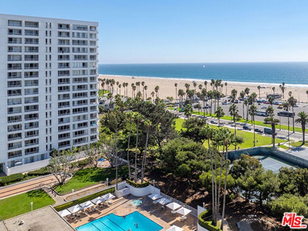 2700 Neilson Way 1628, Santa Monica, CA 90405