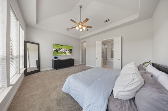 996 Myers Park Trail, Roanoke, TX 76262