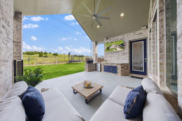 996 Myers Park Trail, Roanoke, TX 76262