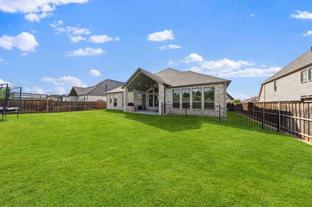 996 Myers Park Trail, Roanoke, TX 76262