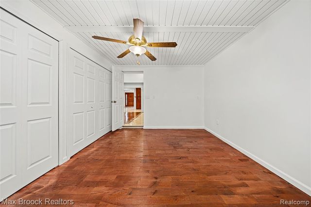 38327 Sleigh Drive, Sterling Heights, MI 48310