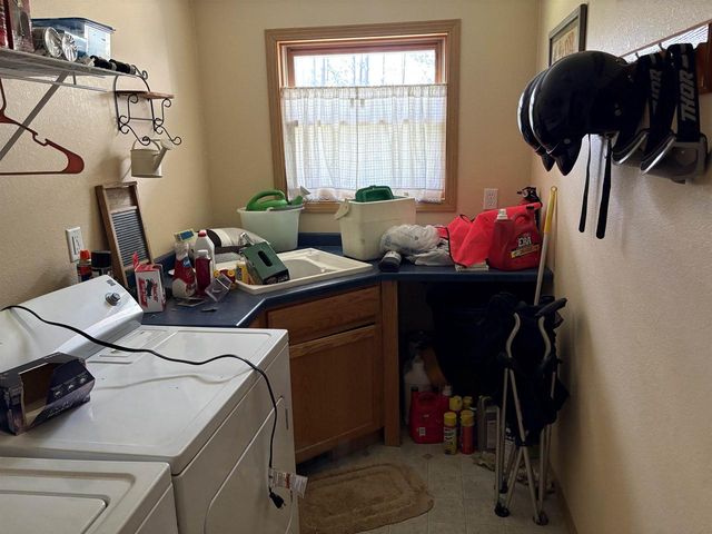 1617 Browndeer Drive, Arkdale, WI 54613