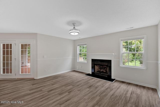 442 Ridge Road, Jacksonville, NC 28540