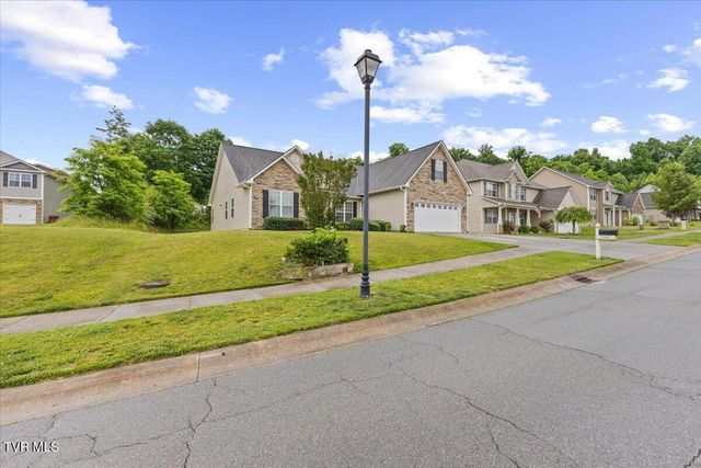 1125 Hammett Road, Johnson City, TN 37615