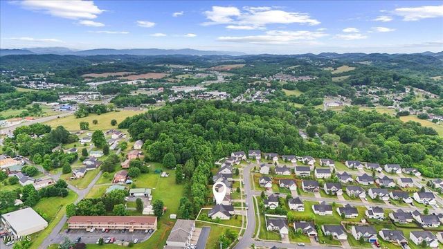 1125 Hammett Road, Johnson City, TN 37615