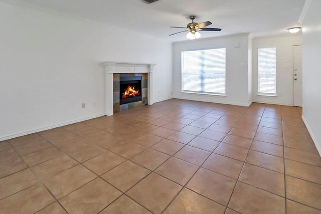 2325 Shady Pine Drive, Conroe, TX 77301
