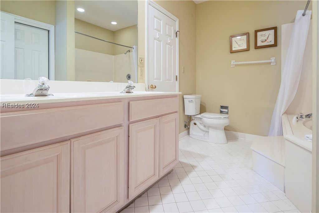 Image 14 of property listing at 14 Wimbledon Ct Unit 137, Hilton Head Island, SC 29928