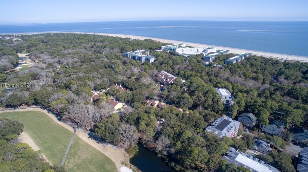 Image 16 of property listing at 14 Wimbledon Ct Unit 137, Hilton Head Island, SC 29928