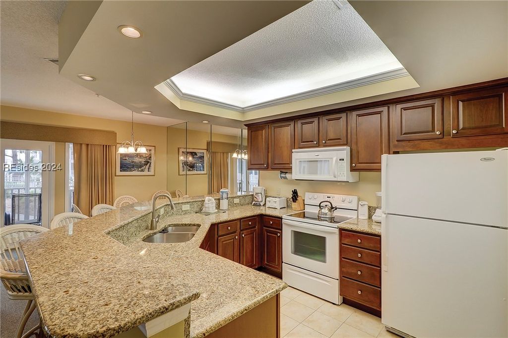 Image 5 of property listing at 14 Wimbledon Ct Unit 137, Hilton Head Island, SC 29928