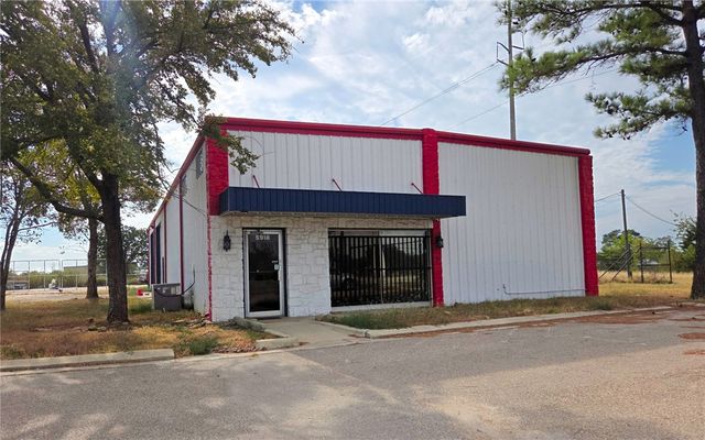 5918 East State Highway 21, Bryan, TX 77808