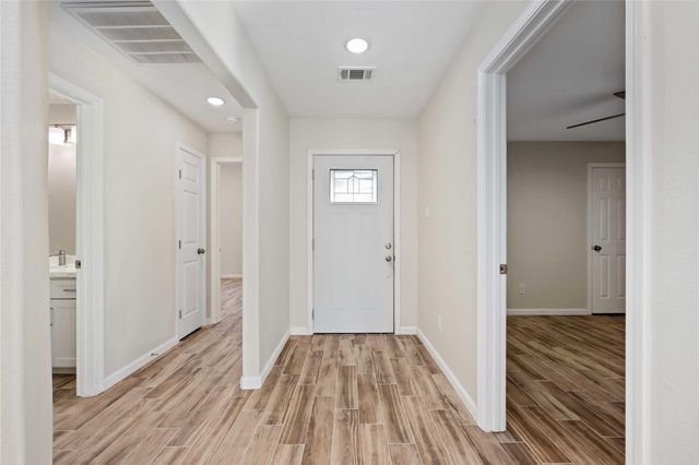 3205 Nebraska Street, Baytown, TX 77520