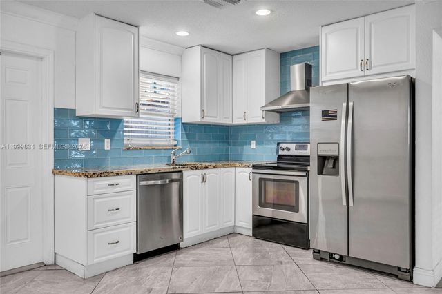 1722 Mayo St 103, Hollywood, FL 33020