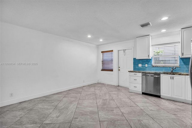 1722 Mayo St 103, Hollywood, FL 33020