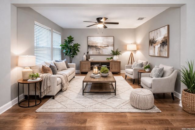 1003 S San Joaquin, San Antonio, TX 78237