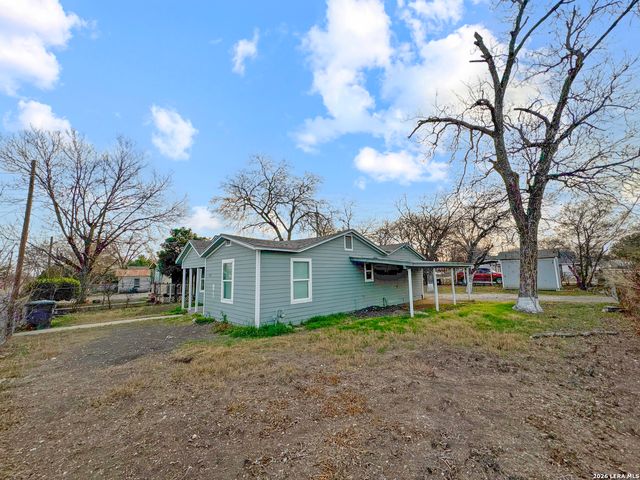 1003 S San Joaquin, San Antonio, TX 78237