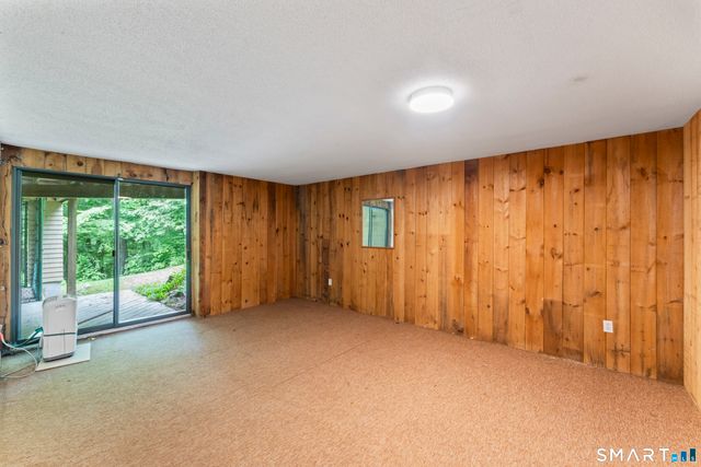 119 Warwick Road, New Fairfield, CT 06812
