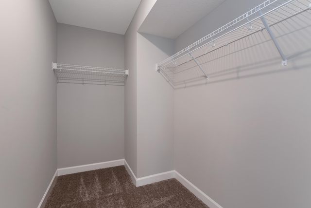 10855 Hemingway Avenue S, Cottage Grove, MN 55016