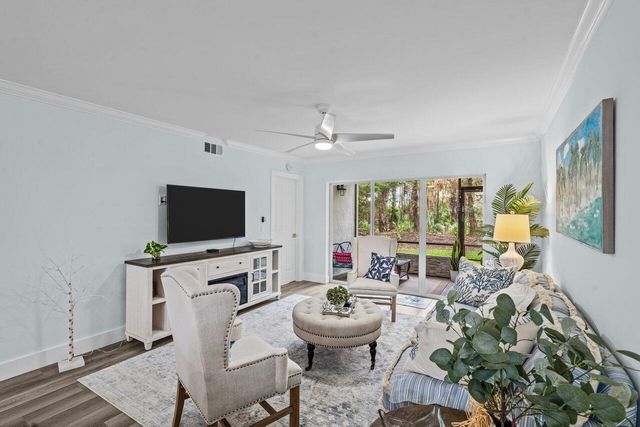 2001 Sabal Ridge Court A, Palm Beach Gardens, FL 33418