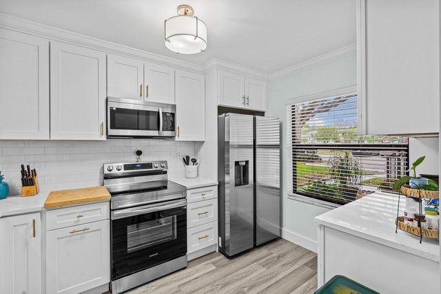 2001 Sabal Ridge Court A, Palm Beach Gardens, FL 33418