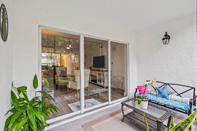 2001 Sabal Ridge Court A, Palm Beach Gardens, FL 33418