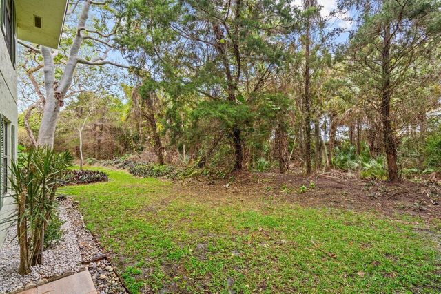 2001 Sabal Ridge Court A, Palm Beach Gardens, FL 33418