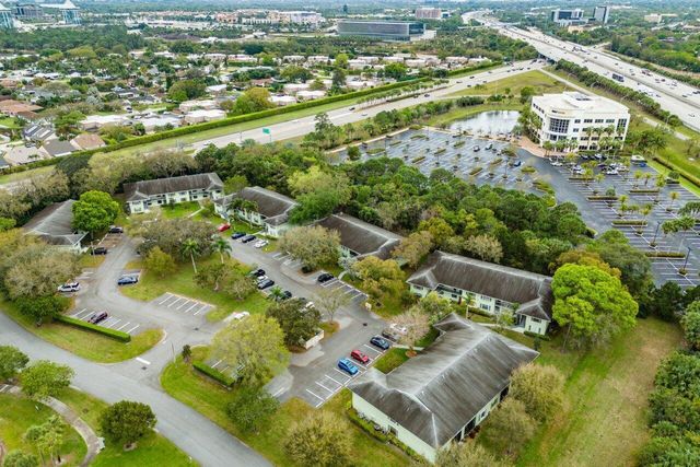 2001 Sabal Ridge Court A, Palm Beach Gardens, FL 33418
