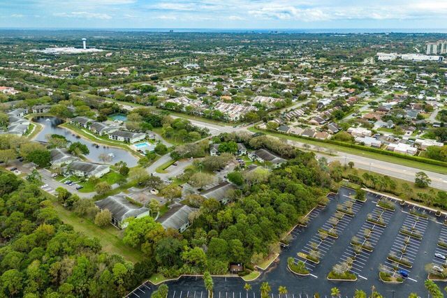 2001 Sabal Ridge Court A, Palm Beach Gardens, FL 33418